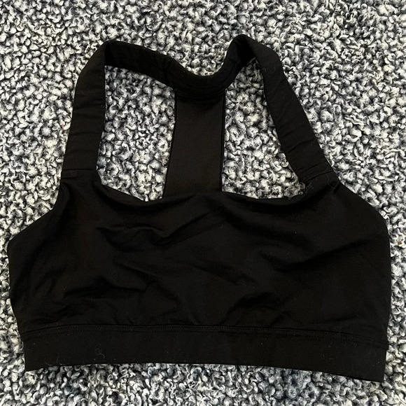 GapFit - Sports Bra - Size S - Picture 1 of 5
